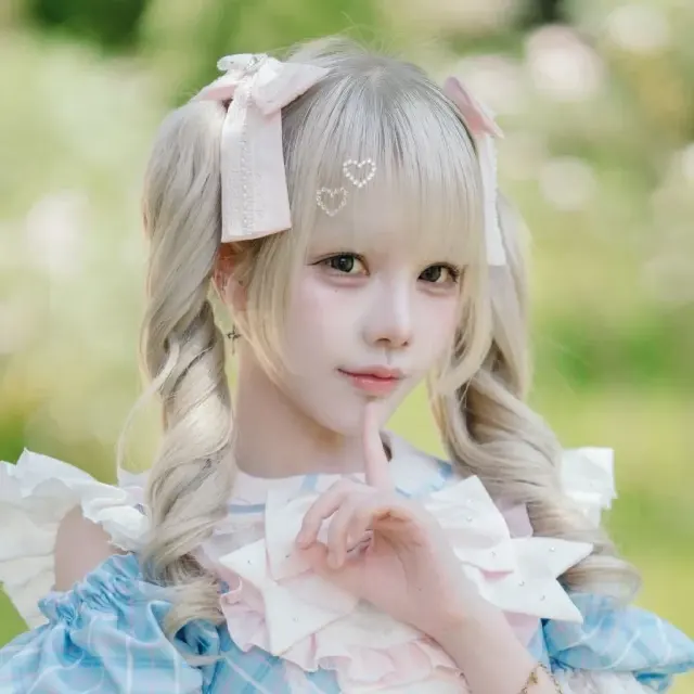 兔兔Poppy 图片