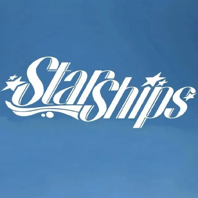 StarShips Logo