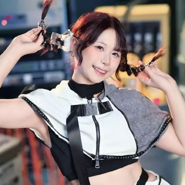 Haru 图片