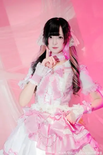 梅雨Miu 图片
