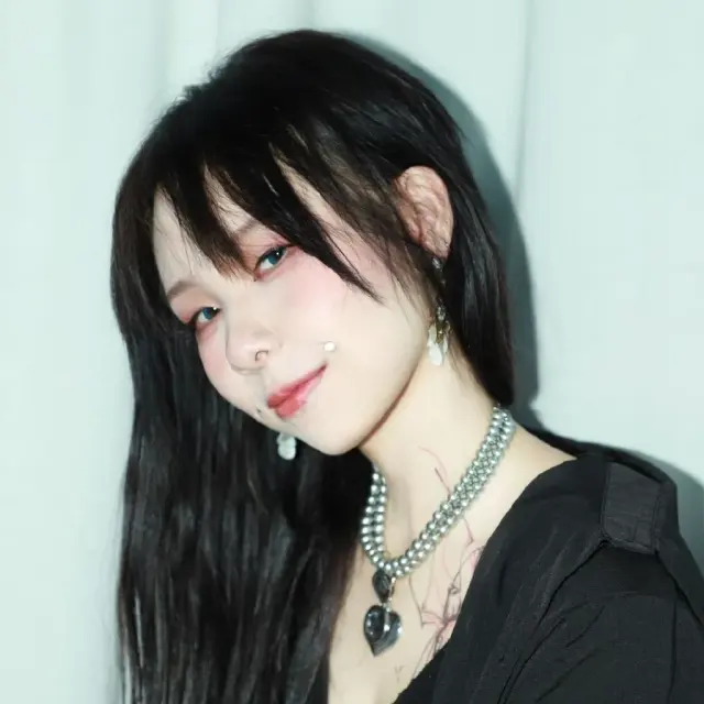 Mony 图片