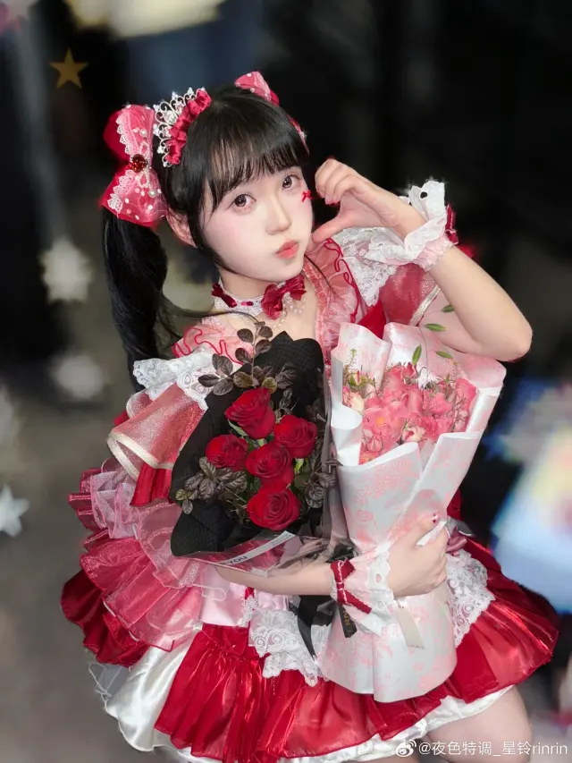 星铃rinrin 图片