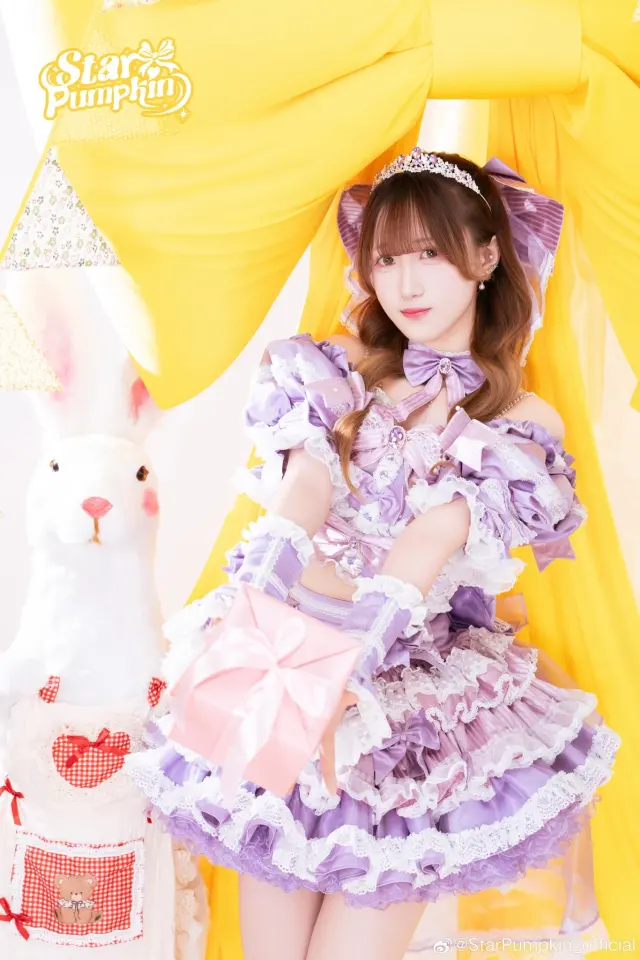 泠芽Ayame 图片