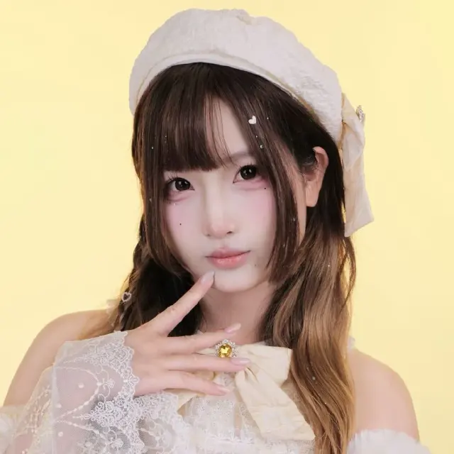 栗尼Rini 图片