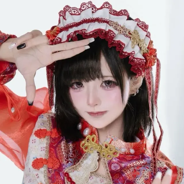 桃崎Momochi 图片