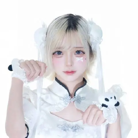 蒜蒜Shino 图片