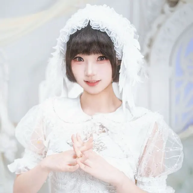 冴子Saeko 图片