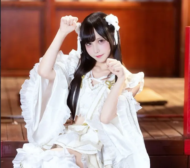 兔桃Momori 图片
