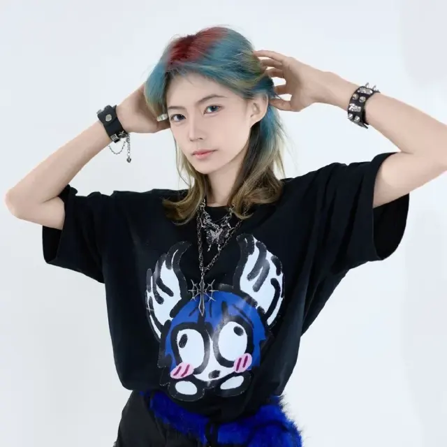 苏苏Suki 图片