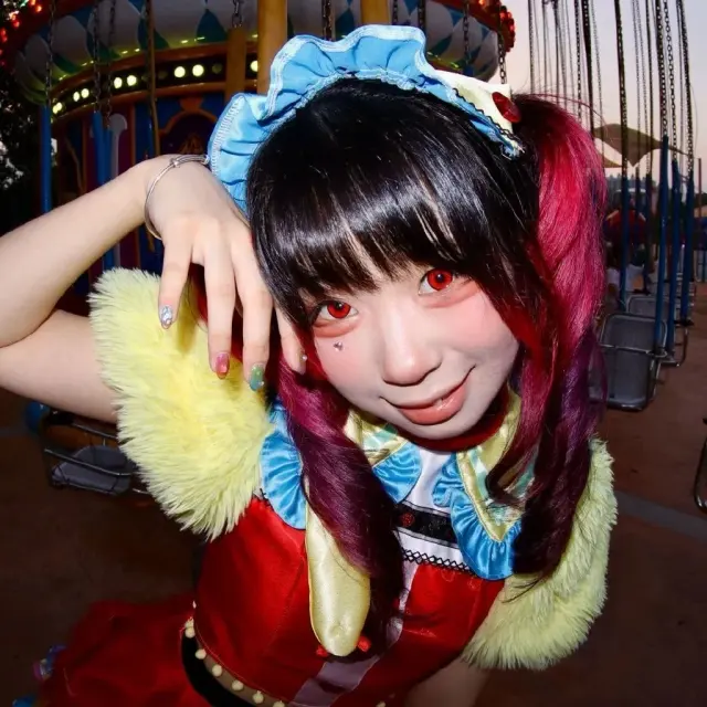 莉莉卡Lilika 图片
