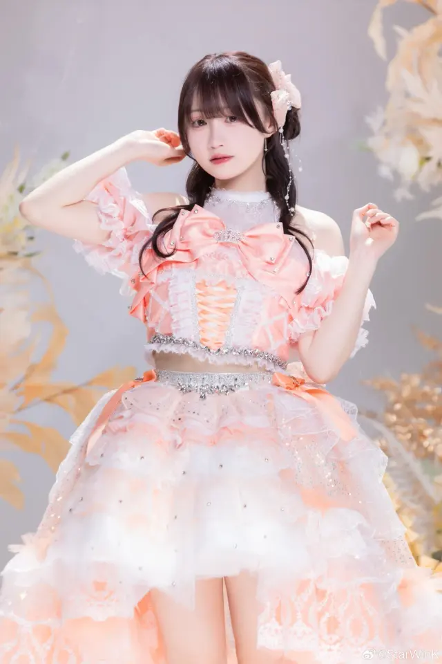 奈奈Nana 图片