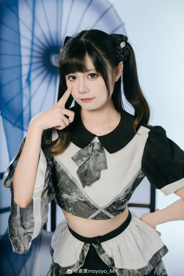 麦麦moyoyo 图片