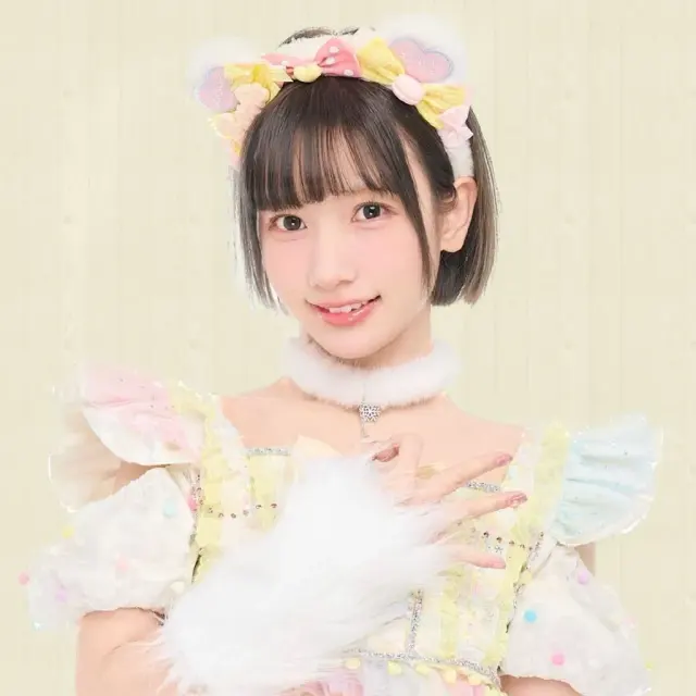 雫雫shizuku 图片