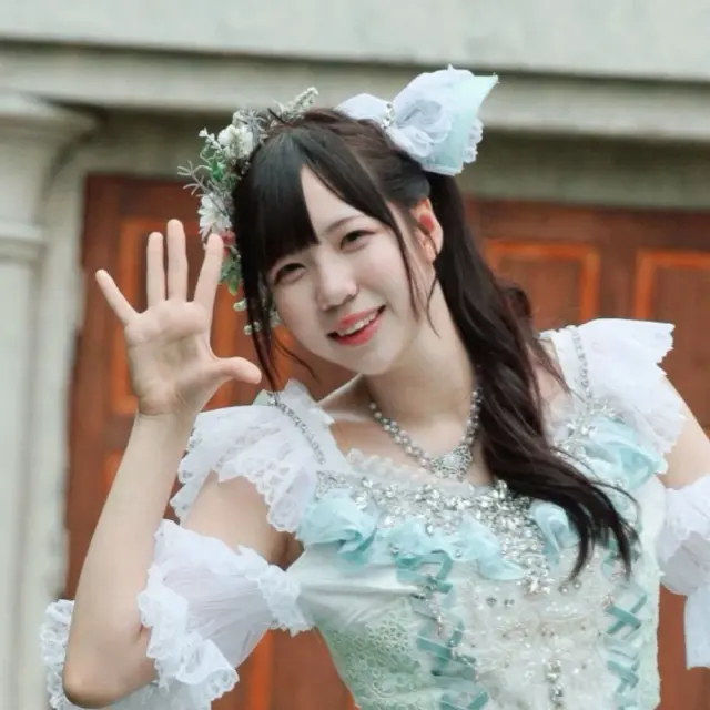 草花Marika 图片
