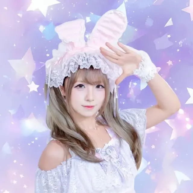 星梨花Serika 图片
