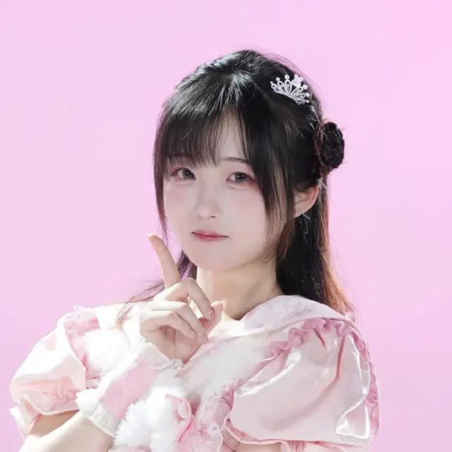 琉七Lunana 图片