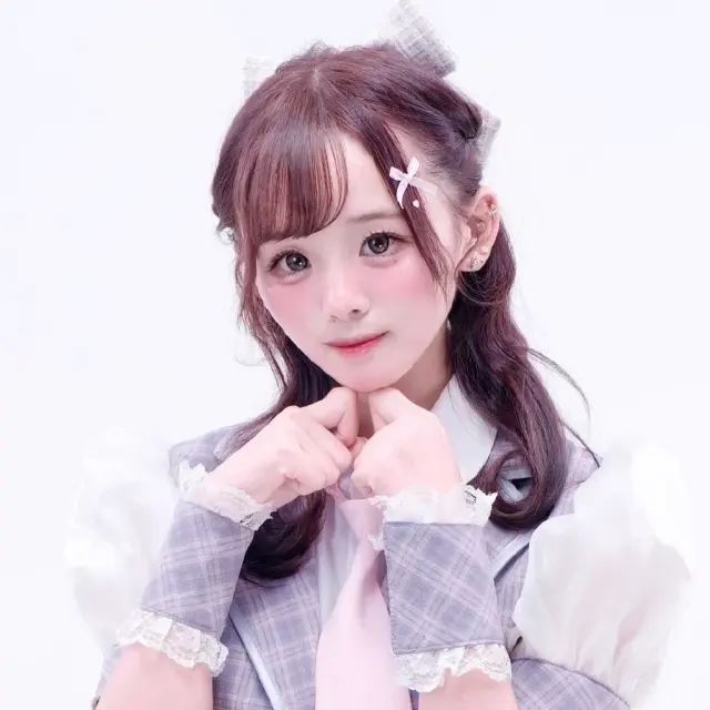 怜空Sora 图片